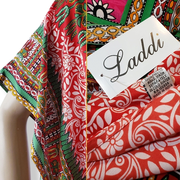 Laddi Red & Green African Dashiki Caftan - Picture 2 of 8